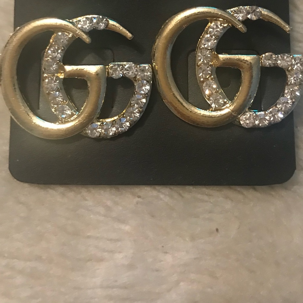 Women earrings